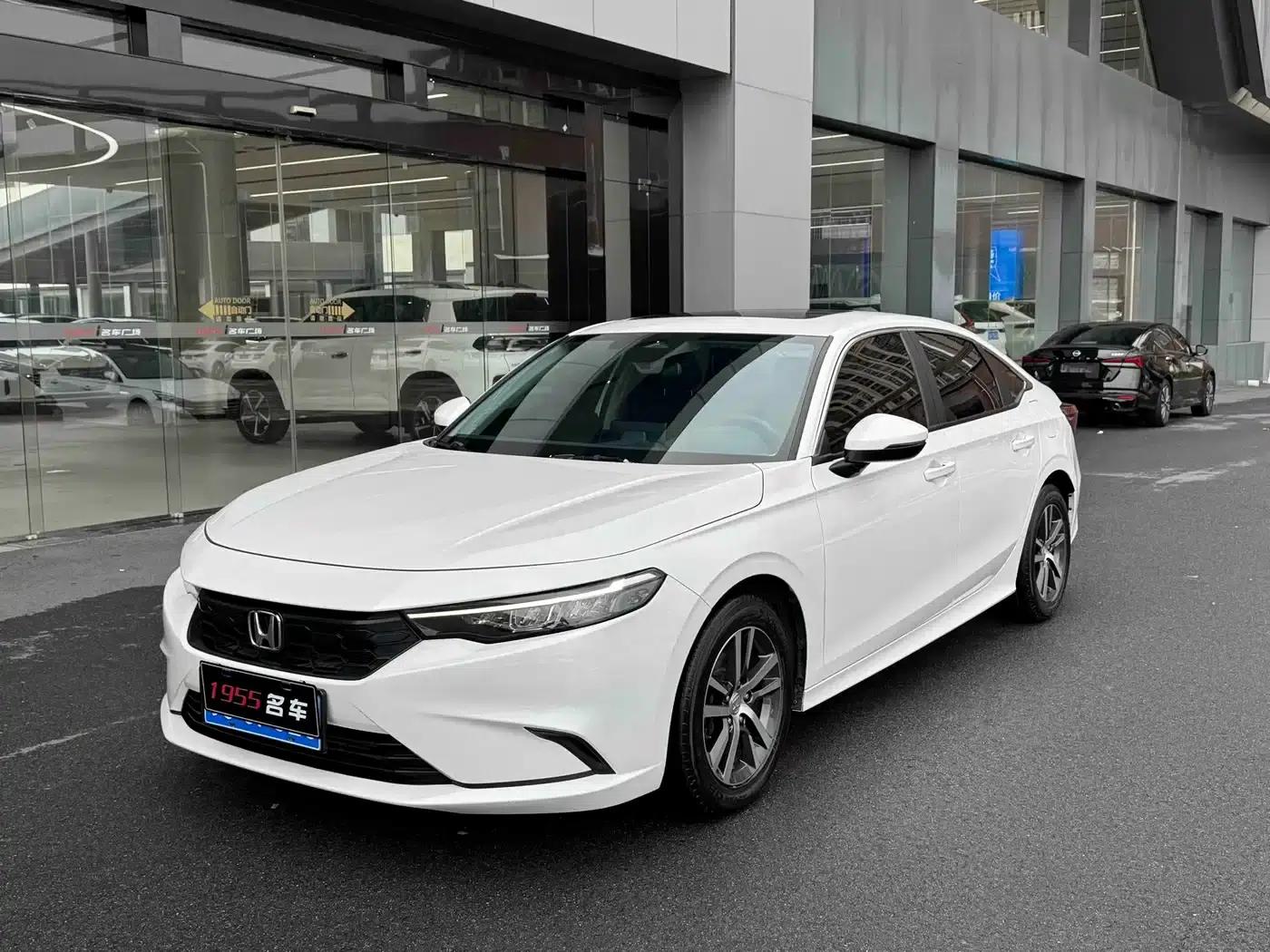 Stylish 2023 240TURBO CVT Tech Edition — миниатюра 1