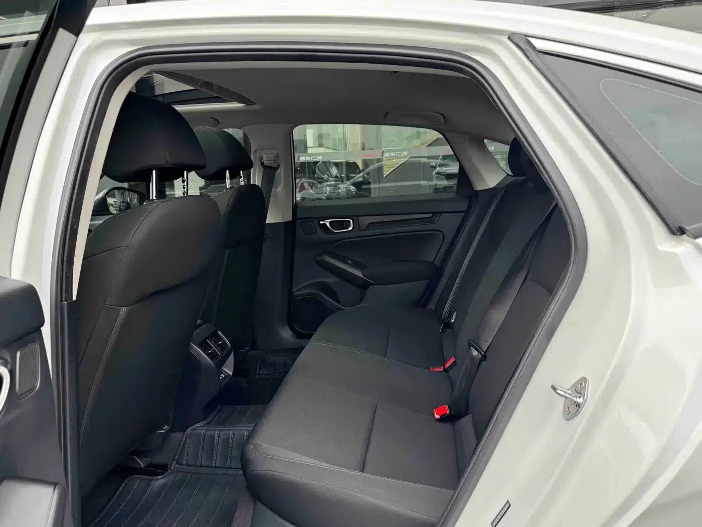 Stylish 2023 240TURBO CVT Tech Edition — миниатюра 6