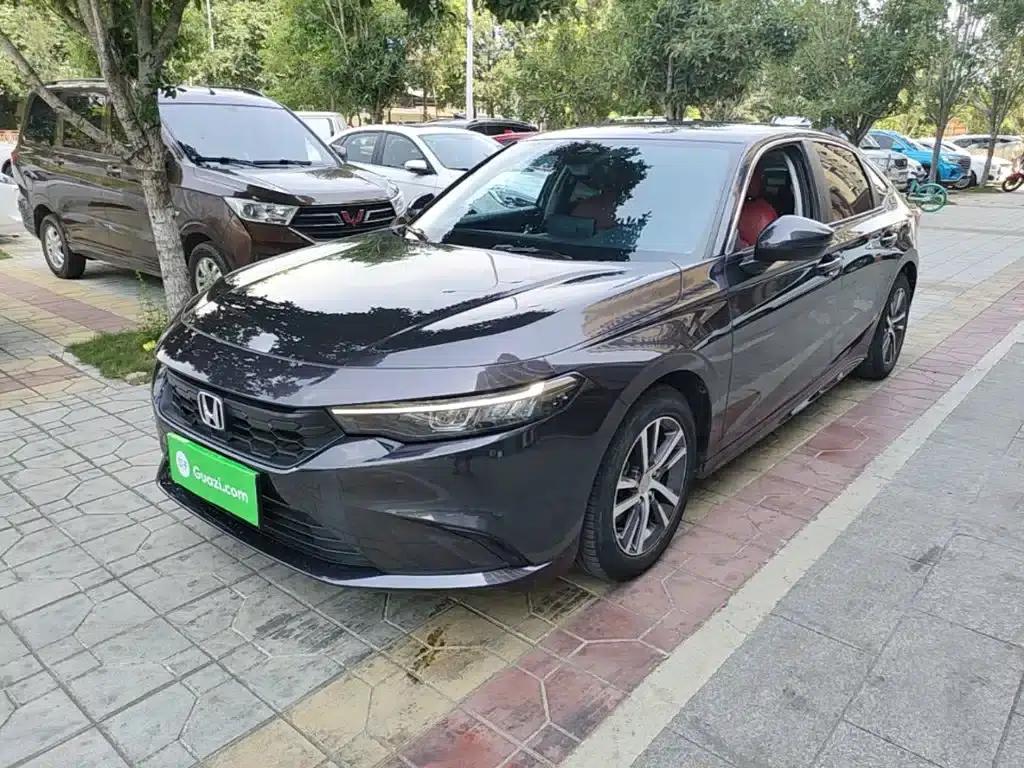 Stylish 2023 240TURBO CVT Leading Edition — миниатюра 1