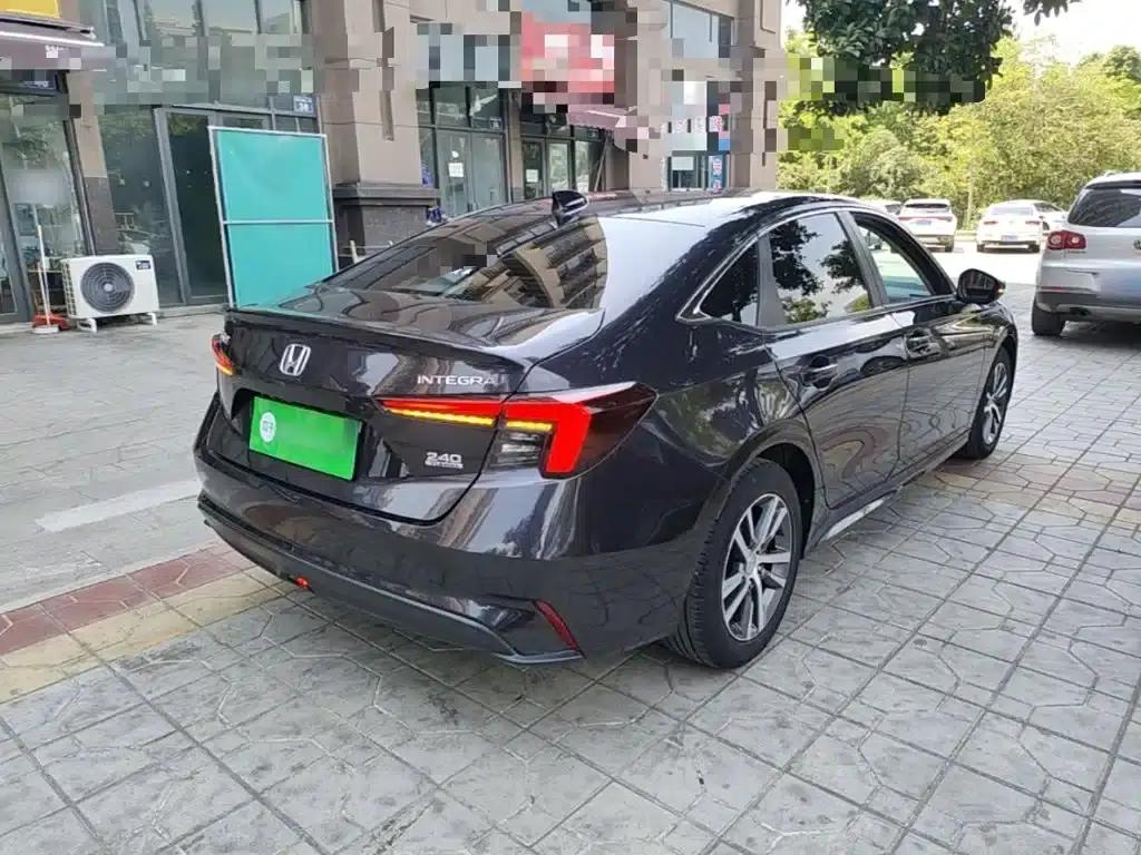 Stylish 2023 240TURBO CVT Leading Edition — миниатюра 7
