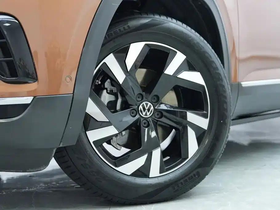 2021 Volkswagen Teramont 380TSI 4WD Premium Luxury Edition — миниатюра 3