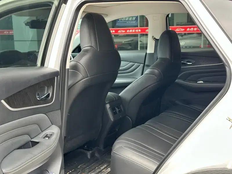 Venucia V2022 260T Idol Edition — миниатюра 9