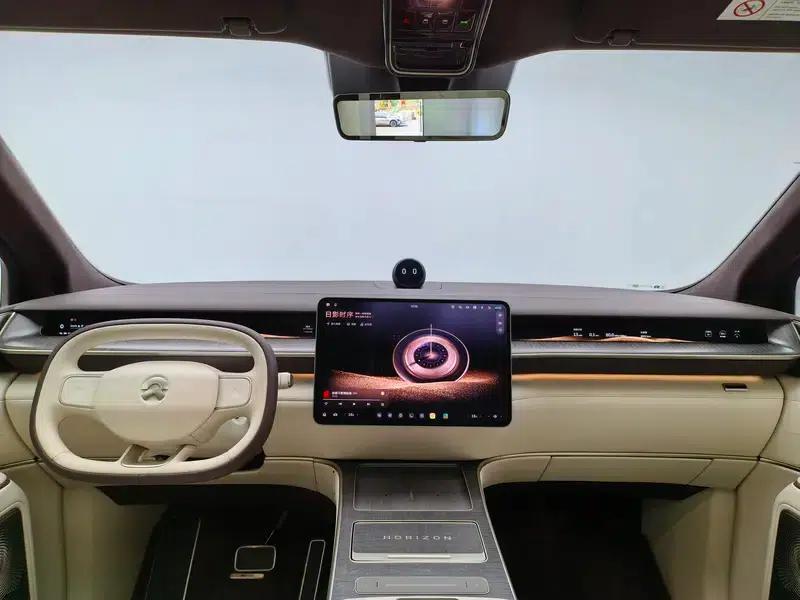 NIO ES9 2026 Horizon Special Edition with 6-seat island — миниатюра 14