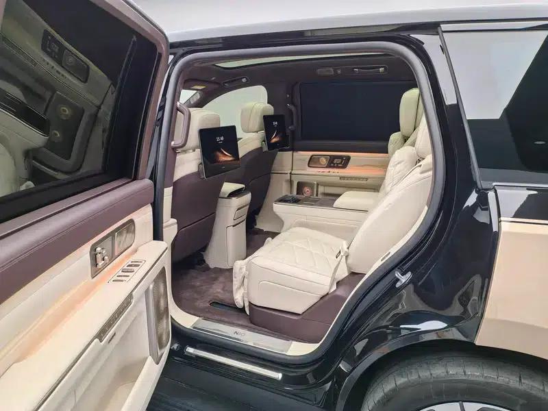 NIO ES9 2026 Horizon Special Edition with 6-seat island — миниатюра 18