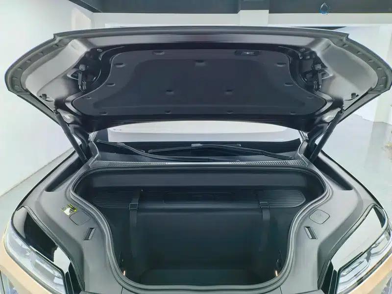 NIO ES9 2026 Horizon Special Edition with 6-seat island — миниатюра 10