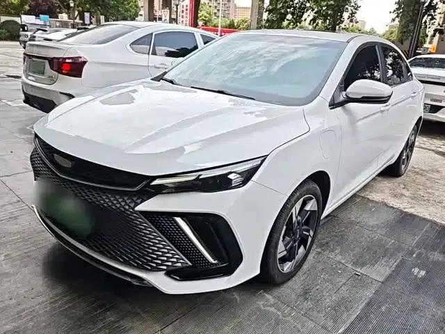 Geely Emgrand L HiP 2022 1.5TD-DHT Pro 100KM Super Speed