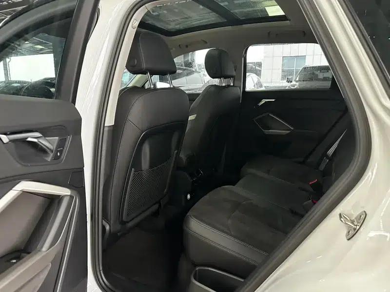 Audi Q3 2023 35 TFSI Fashion Dynamic Edition — миниатюра 16