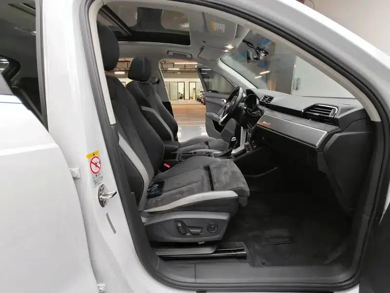 Audi Q3 2021 35 TFSI Fashion Dynamic Edition — миниатюра 9