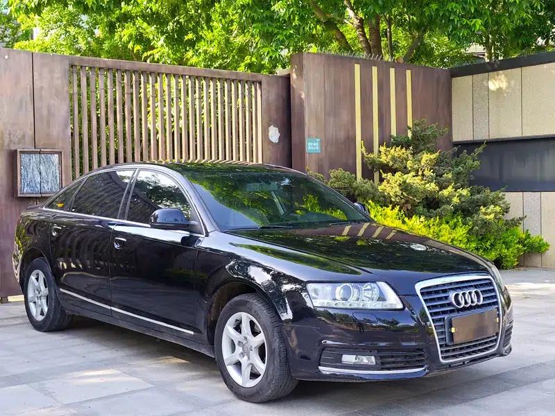Audi A6L 2010 2.0 TFSI Automatic Standard Edition — миниатюра 3