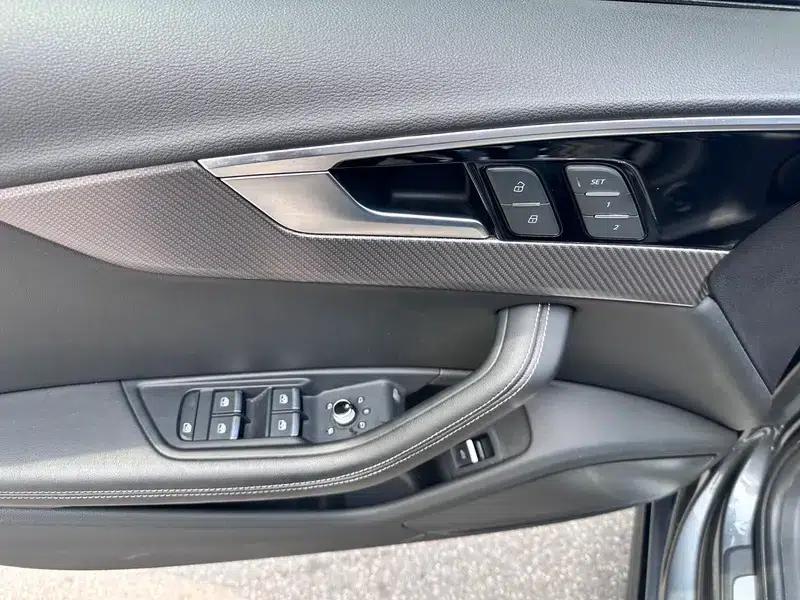 Audi A4L 2023 40 TFSI quattro Luxury Dynamic — миниатюра 26