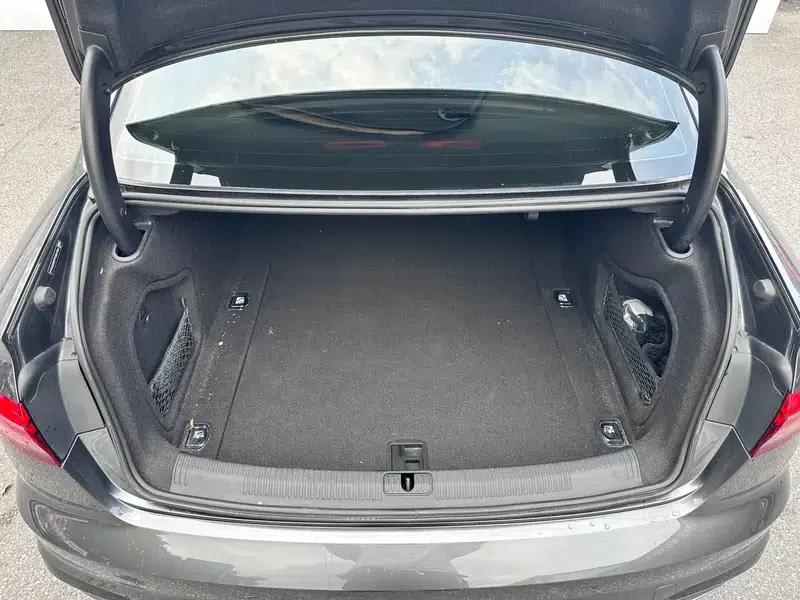 Audi A4L 2023 40 TFSI quattro Luxury Dynamic — миниатюра 27