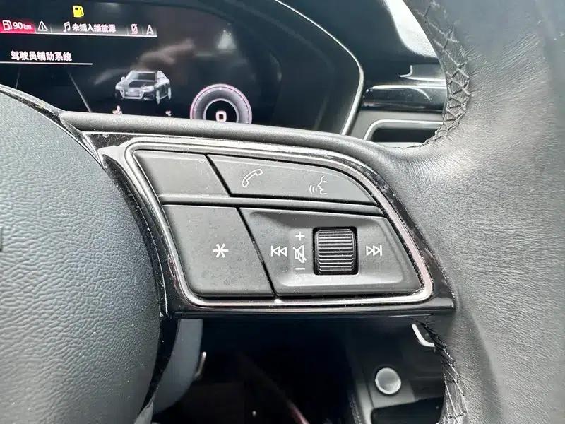 Audi A4L 2023 40 TFSI quattro Luxury Dynamic — миниатюра 9
