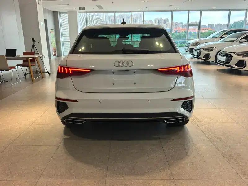 Audi A3 2023 Sportback 35 TFSI Fashion Sport — миниатюра 5
