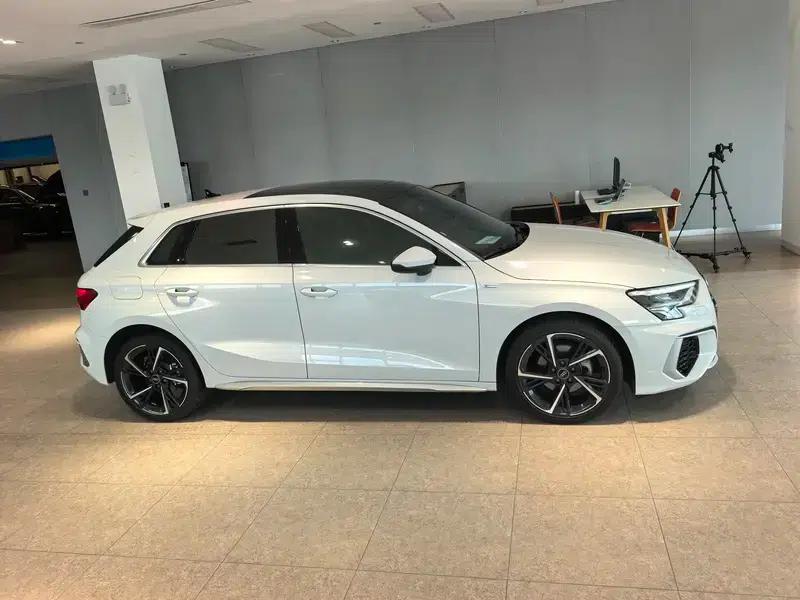 Audi A3 2023 Sportback 35 TFSI Fashion Sport — миниатюра 7