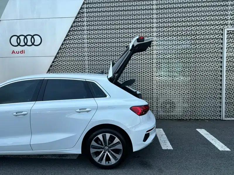 Audi A3 2021 Sportback 35 TFSI Progressive Elegance — миниатюра 3