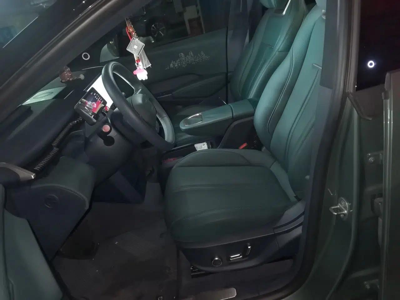 Zeekr X 2023 Rear-Drive YOU Edition 4 Seats — миниатюра 15