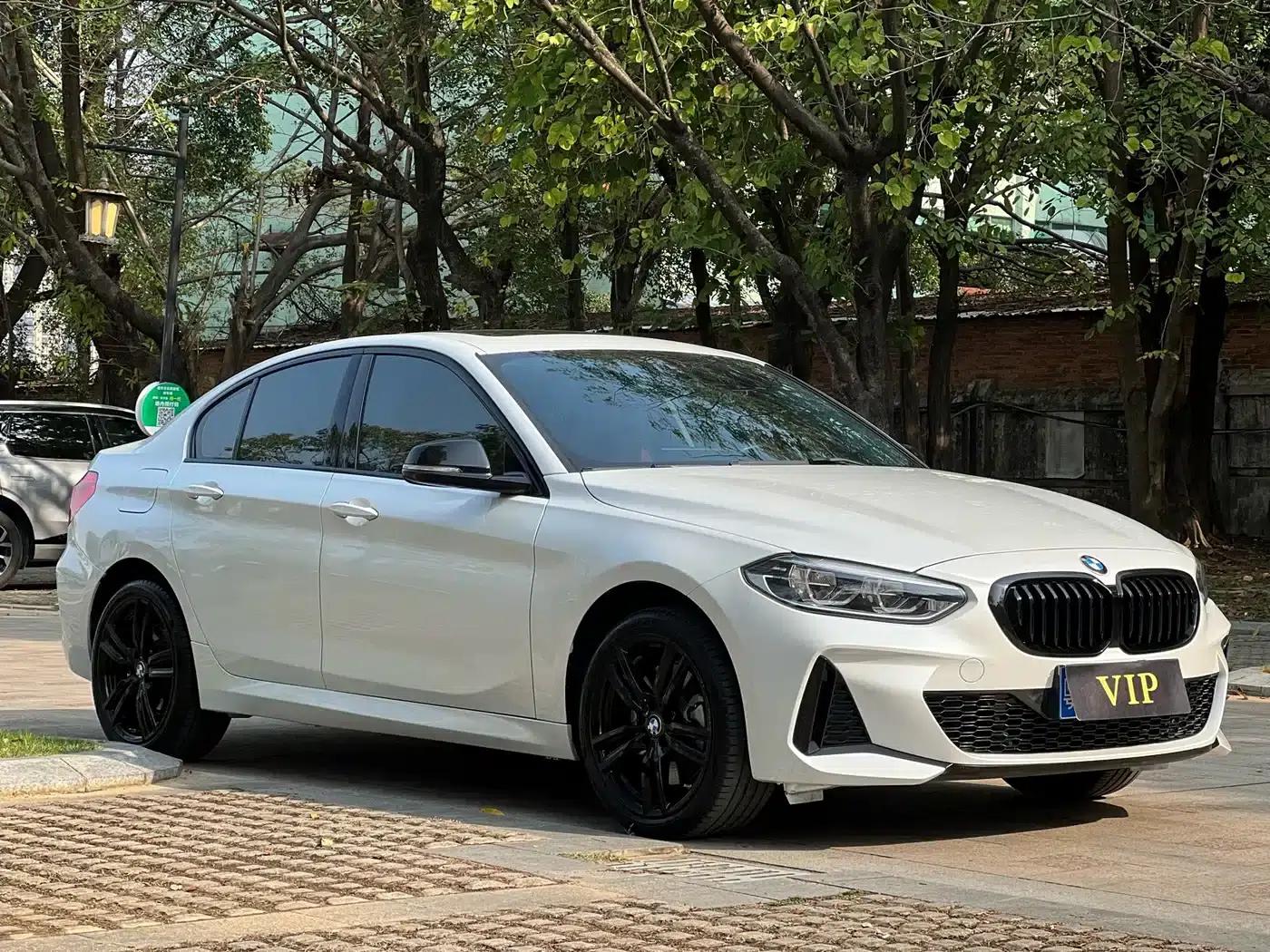 BMW 1 Series 2023 125i M Sport Shadow Edition — миниатюра 3