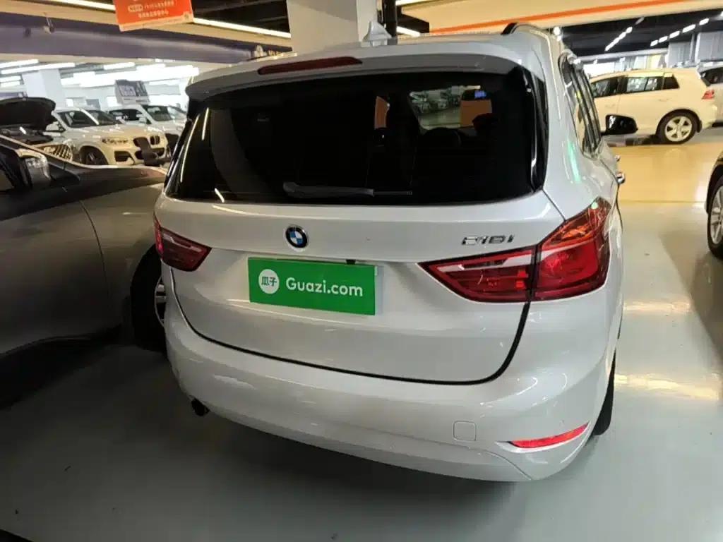 2015 BMW 2 Series Gran Tourer 218i Leading Edition (Imported) — миниатюра 6