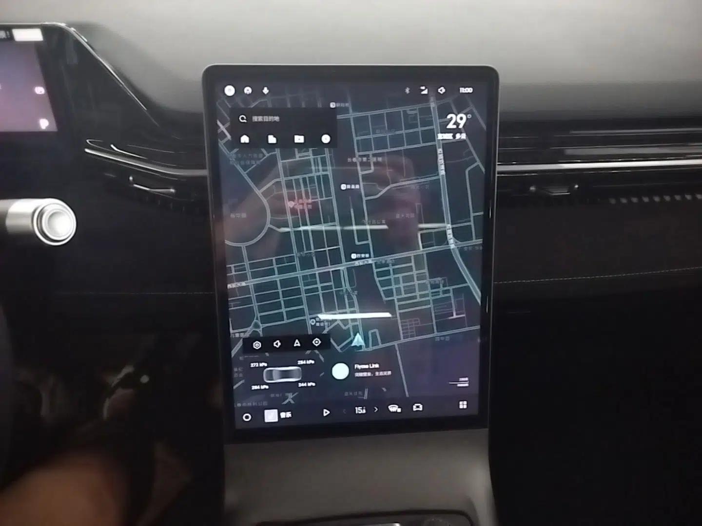 Geely Galaxy L6 2024 125km Creative Edition — миниатюра 15