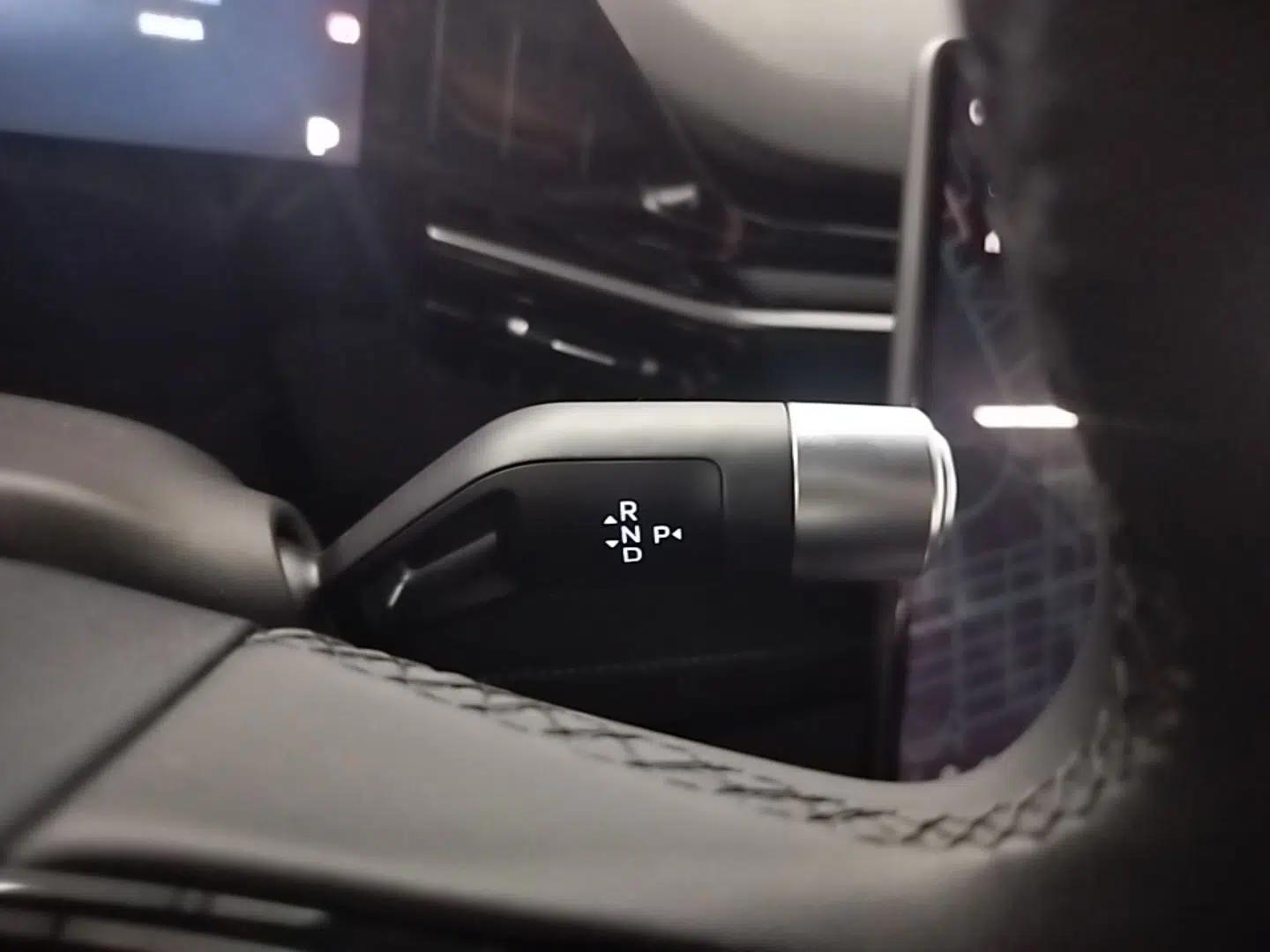 Geely Galaxy L6 2024 125km Creative Edition — миниатюра 16