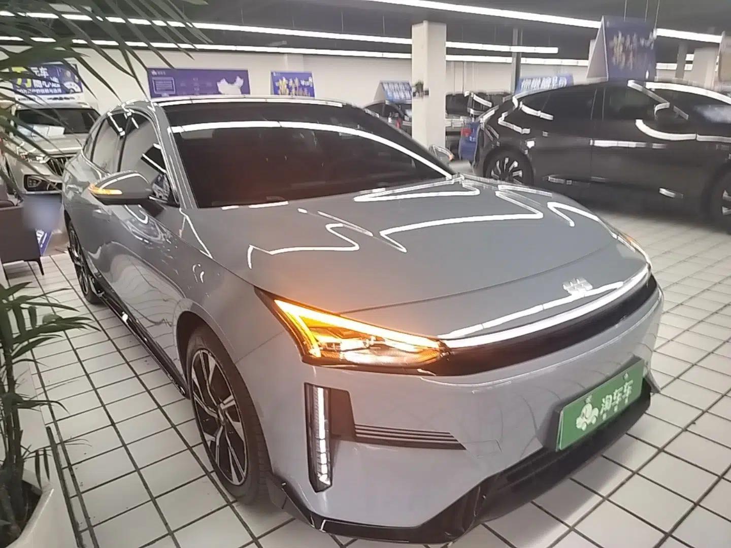 Geely Galaxy L6 2024 125km Creative Edition — миниатюра 3