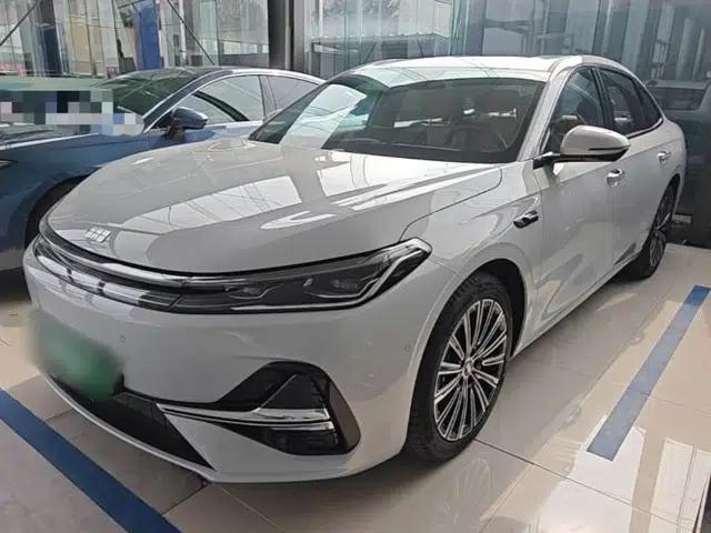 Geely Galaxy A7 2025 Model EM-i 150km Starship Edition