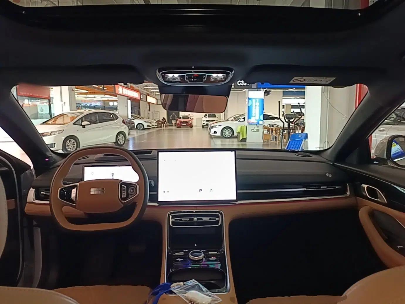 Geely Galaxy A7 2025 Model EM-i 150km Starship Edition — миниатюра 12