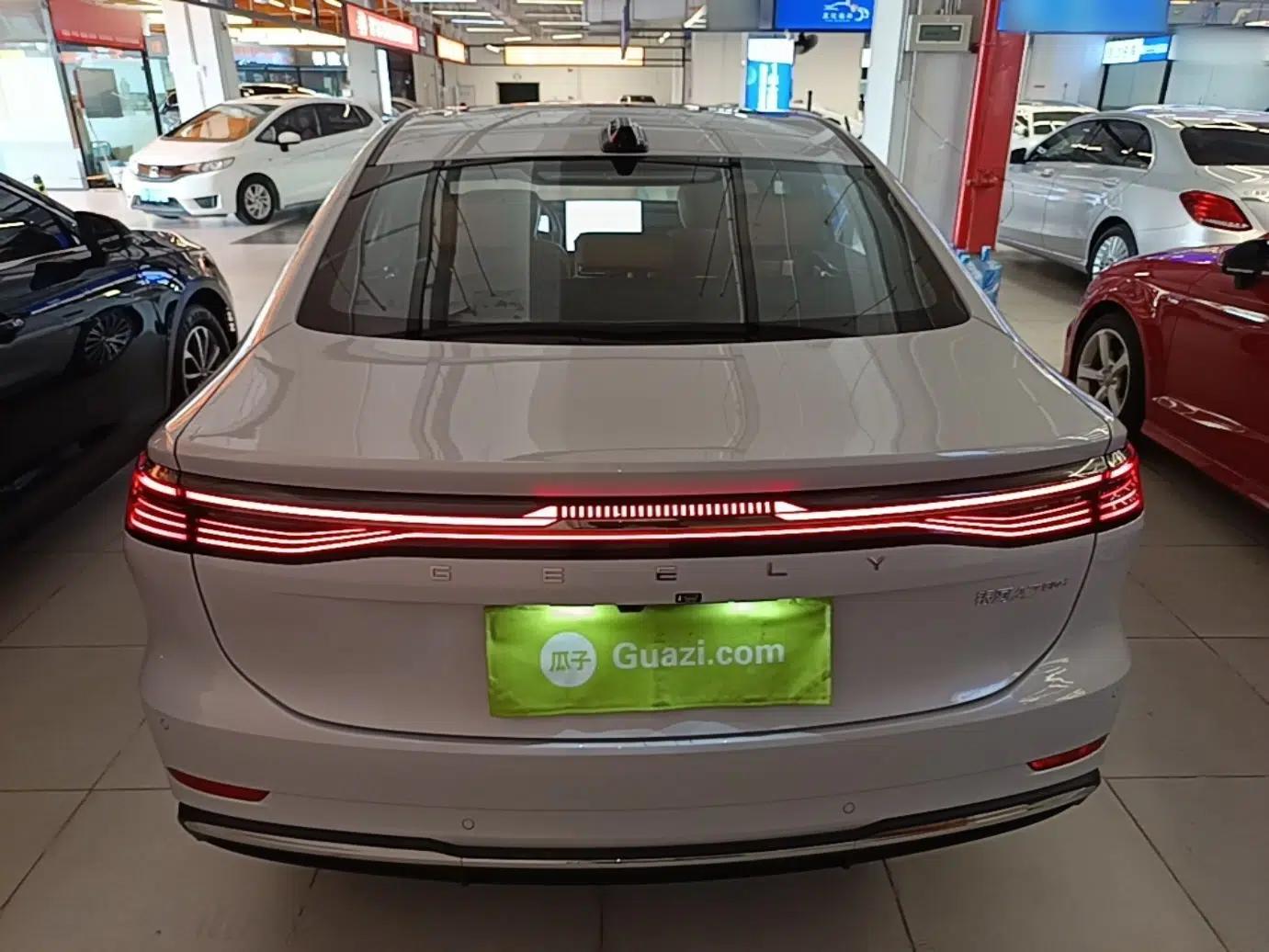 Geely Galaxy A7 2025 Model EM-i 150km Starship Edition — миниатюра 5