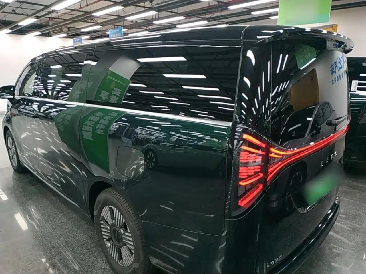 Geely Galaxy LEVC L380 2025 825 km Extraordinary Edition — миниатюра 4