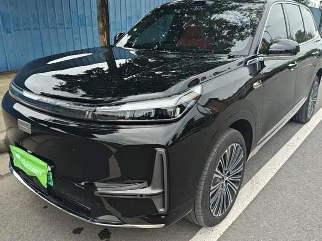 Geely Galaxy M9 2025 Model 210km Four-Wheel-Drive Leading Edition