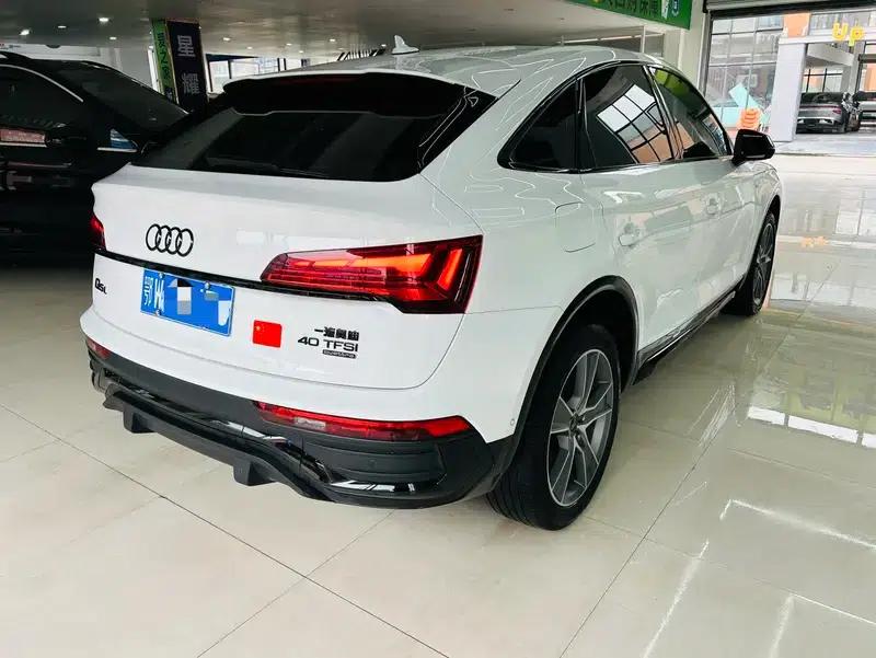 Audi Q5L Sportback 2023 40 TFSI Luxury — миниатюра 6