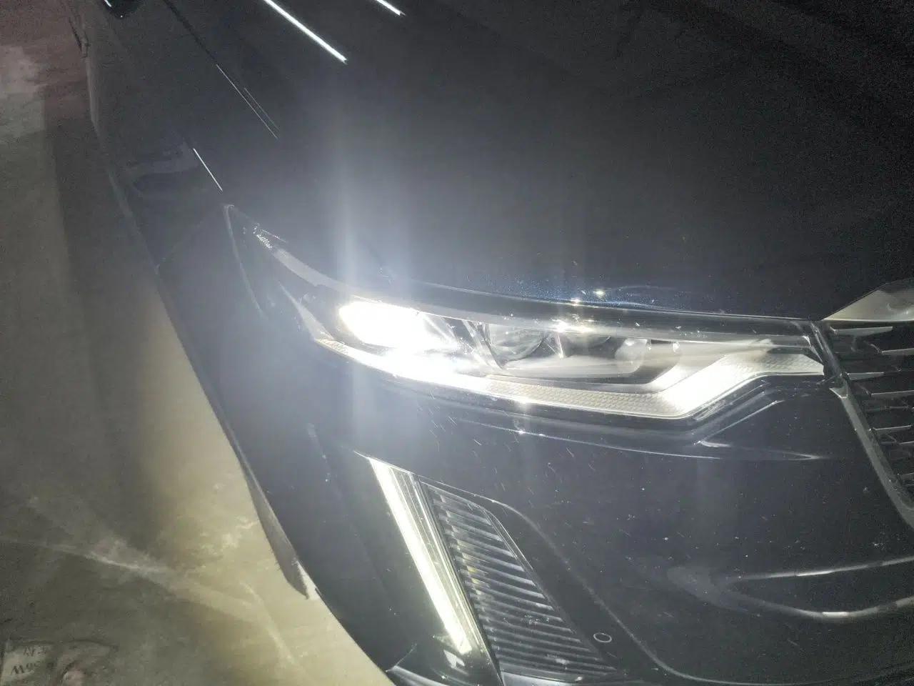 Cadillac XT6 2022 2.0T Six-Seater Two-Wheel-Drive Luxury Version — миниатюра 7