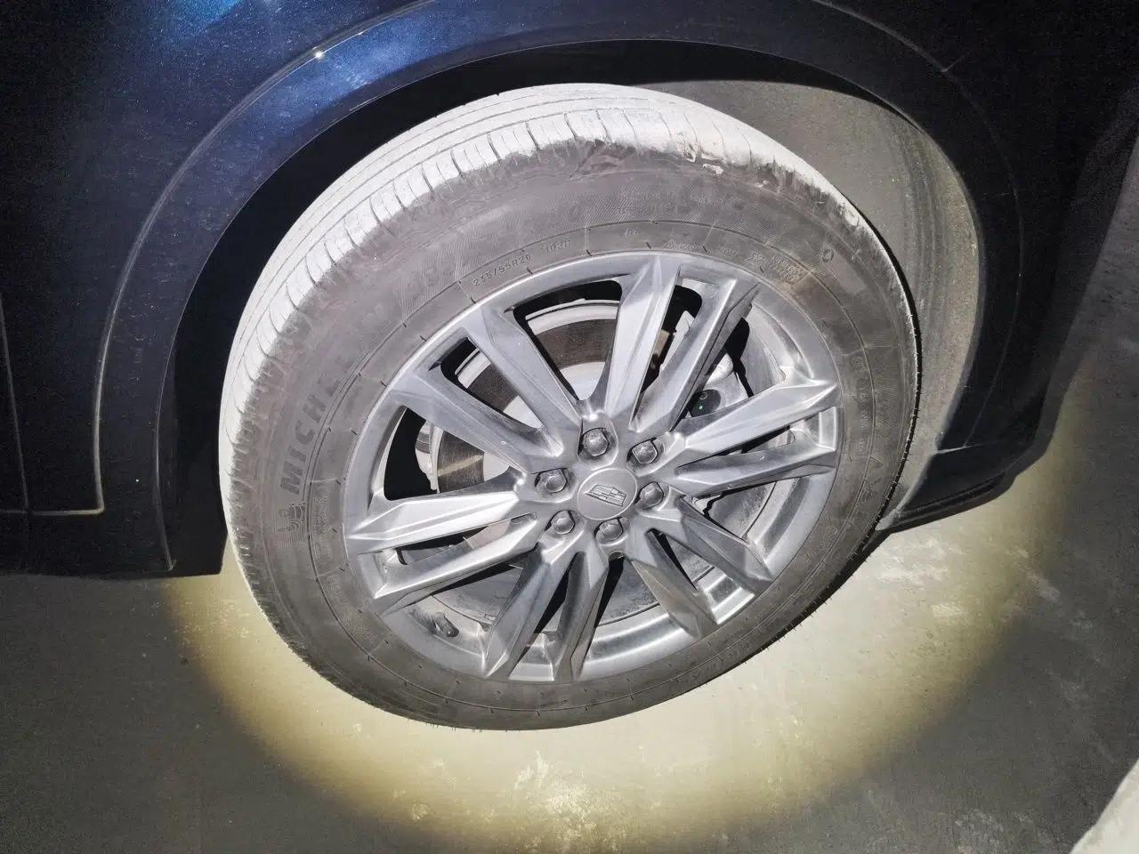 Cadillac XT6 2022 2.0T Six-Seater Two-Wheel-Drive Luxury Version — миниатюра 8