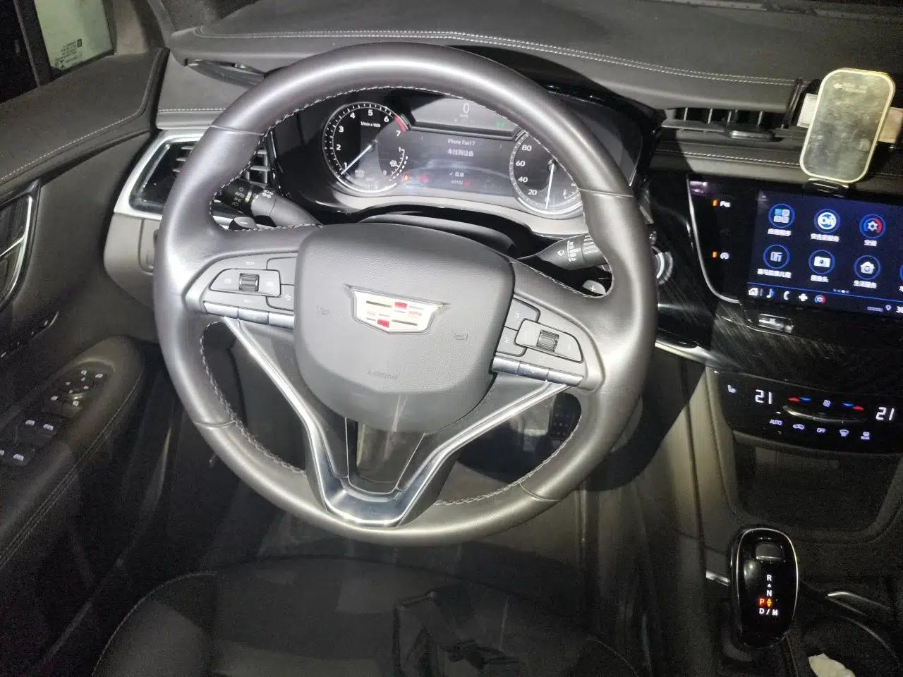 Cadillac XT6 2022 2.0T Six-Seater Two-Wheel-Drive Luxury Version — миниатюра 10