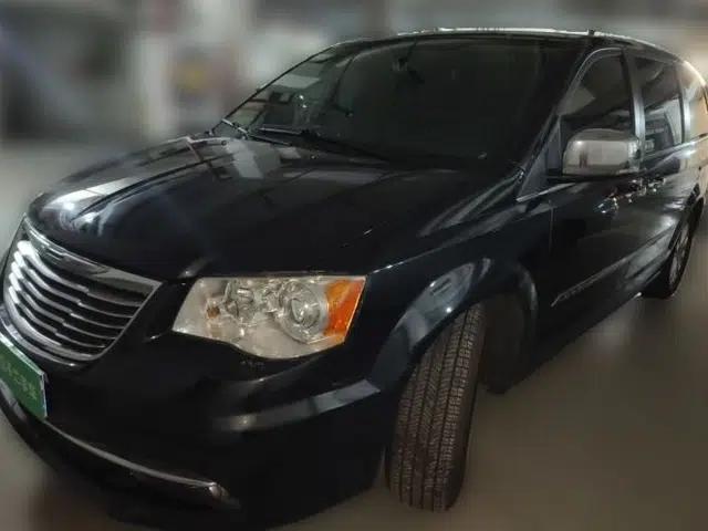 Chrysler Grand Voyager 2013 3.6L Luxury Edition