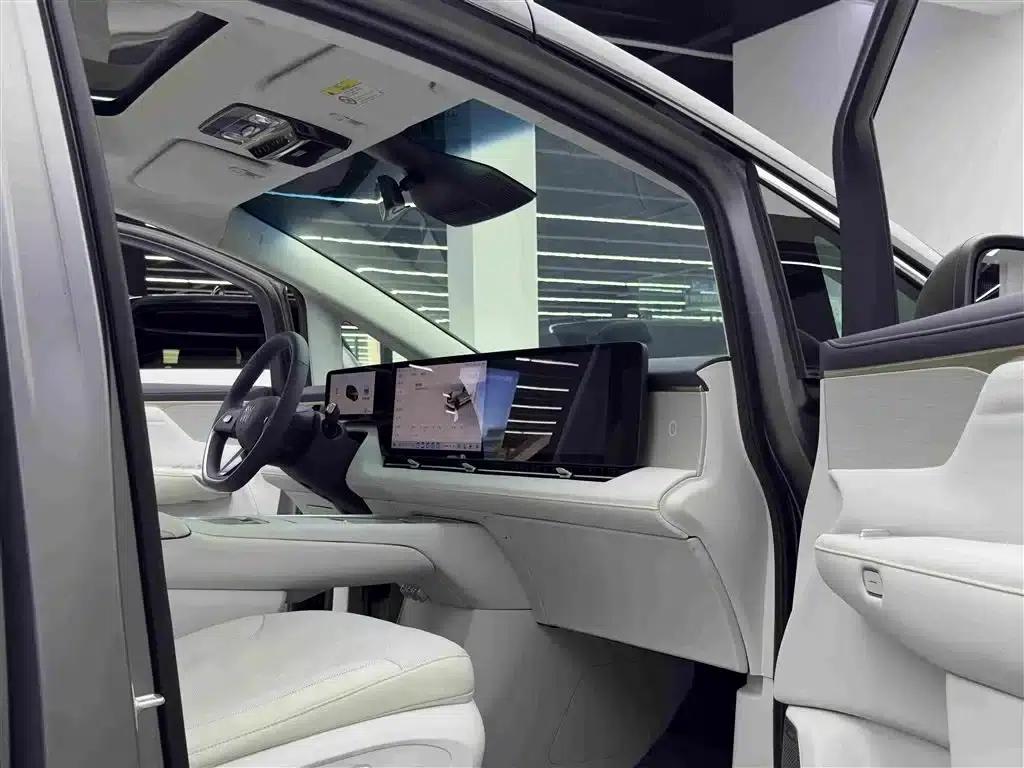 Buick Ultimate Family 2026 Pure Electric Luxury Edition — миниатюра 10
