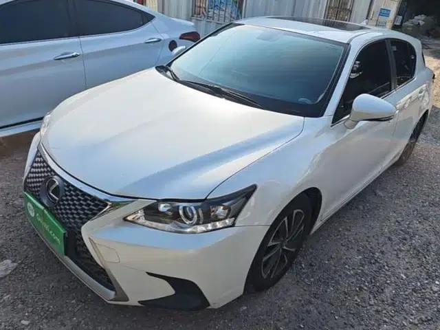 Lexus CT 2017 CT200h Comfort Edition Monochrome China V Standard