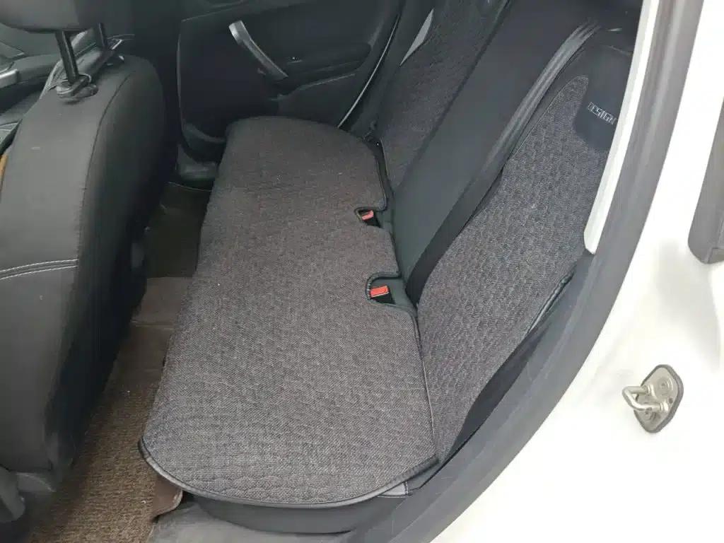 Peugeot 2008 2014 Model 1.6L Automatic Trend Edition — миниатюра 13