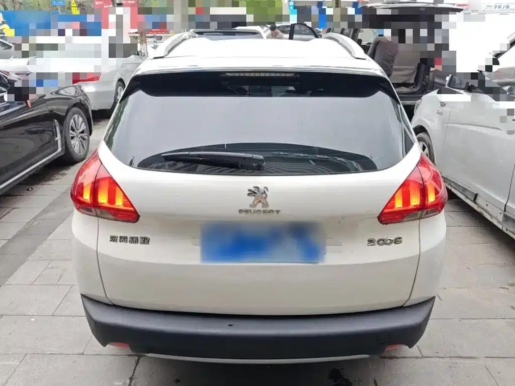 Peugeot 2008 2014 Model 1.6L Automatic Trend Edition — миниатюра 4