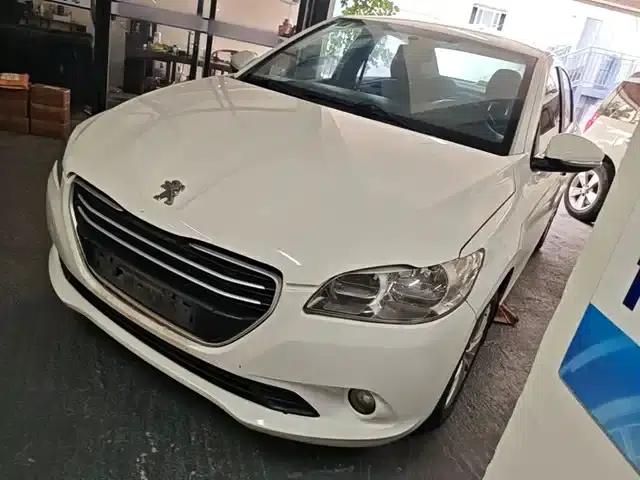 Peugeot 301 2016 1.6L Manual Comfort Edition