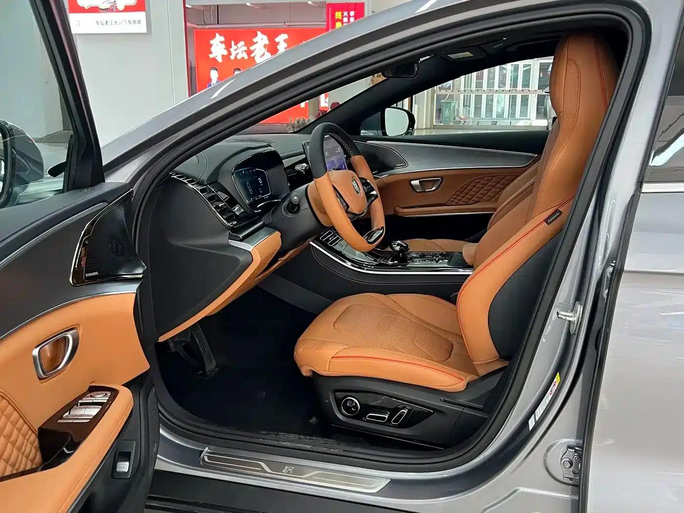 Han 2022 DM-i 121KM Premium Edition — миниатюра 4