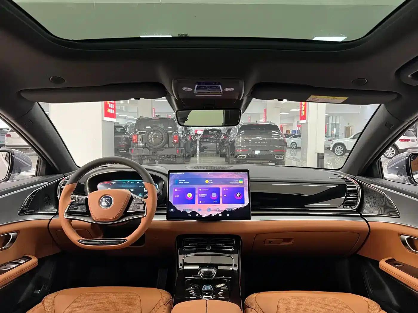 Han 2022 DM-i 121KM Premium Edition — миниатюра 5