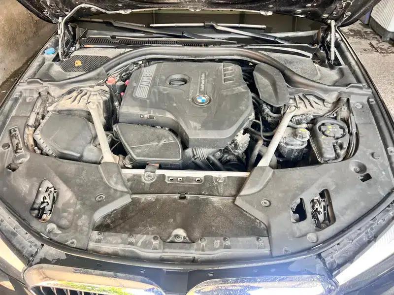 2019 BMW 5 Series Facelift 530Li Leading Edition M Sport Package — миниатюра 4