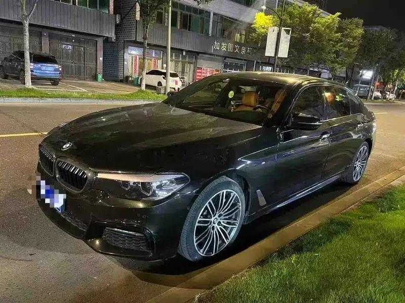 2018 BMW 5 Series 530Li Leading Edition M Sport Package — миниатюра 1