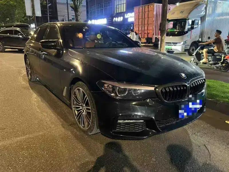 2018 BMW 5 Series 530Li Leading Edition M Sport Package — миниатюра 3