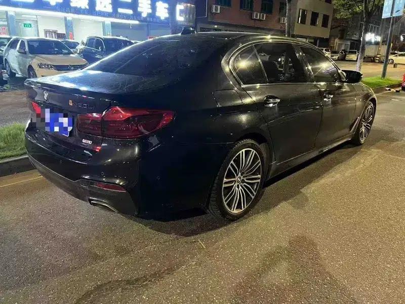 2018 BMW 5 Series 530Li Leading Edition M Sport Package — миниатюра 6