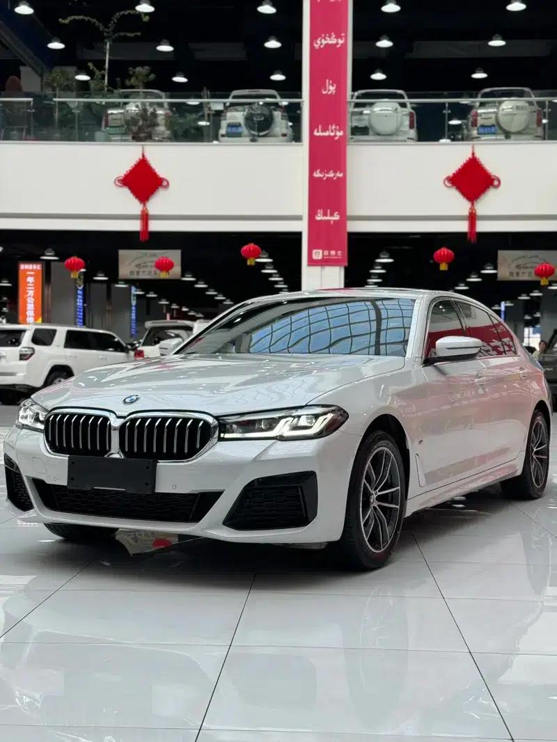BMW 5 Series 2022 Facelift 525Li M Sport Package — миниатюра 1