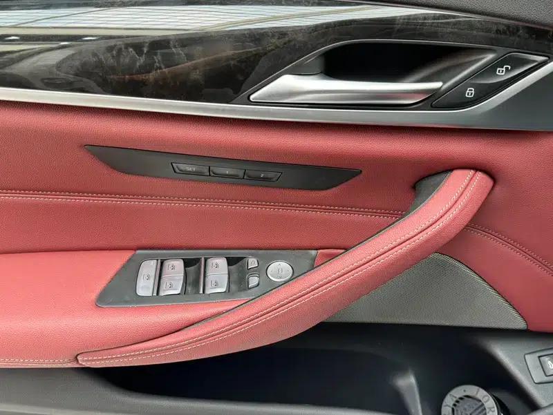 BMW 5 Series 2022 Facelift 525Li M Sport Package — миниатюра 18