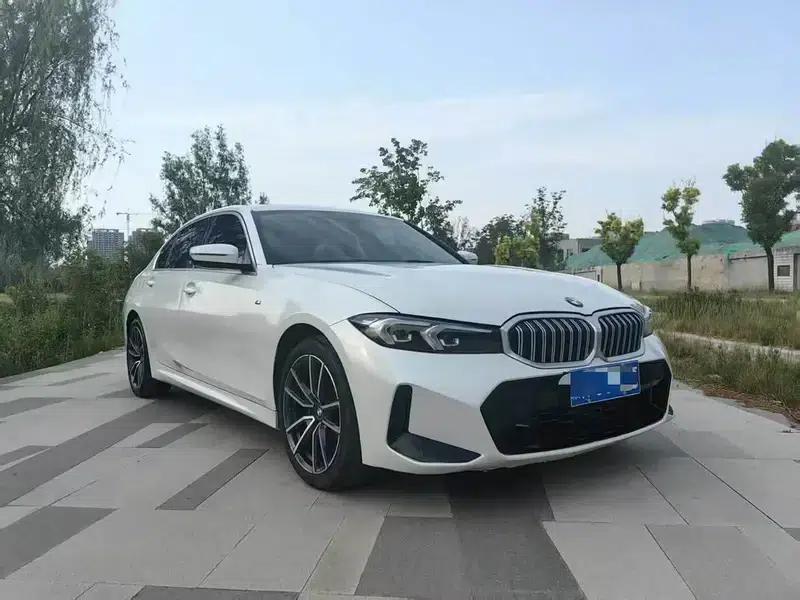 2023 BMW 3 Series 320Li M Sport Package — миниатюра 3