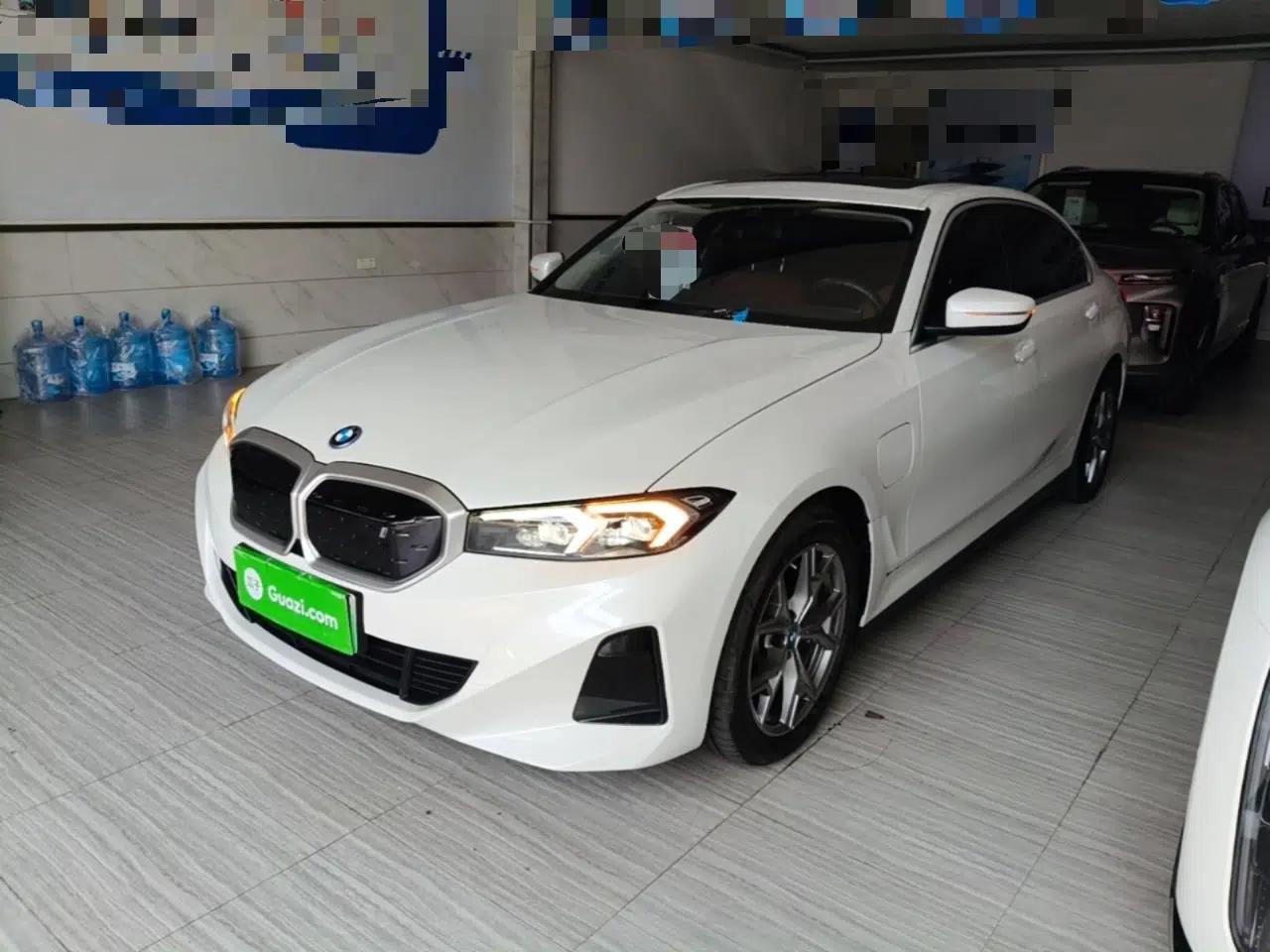 BMW i3 2024 eDrive 35 L — миниатюра 1